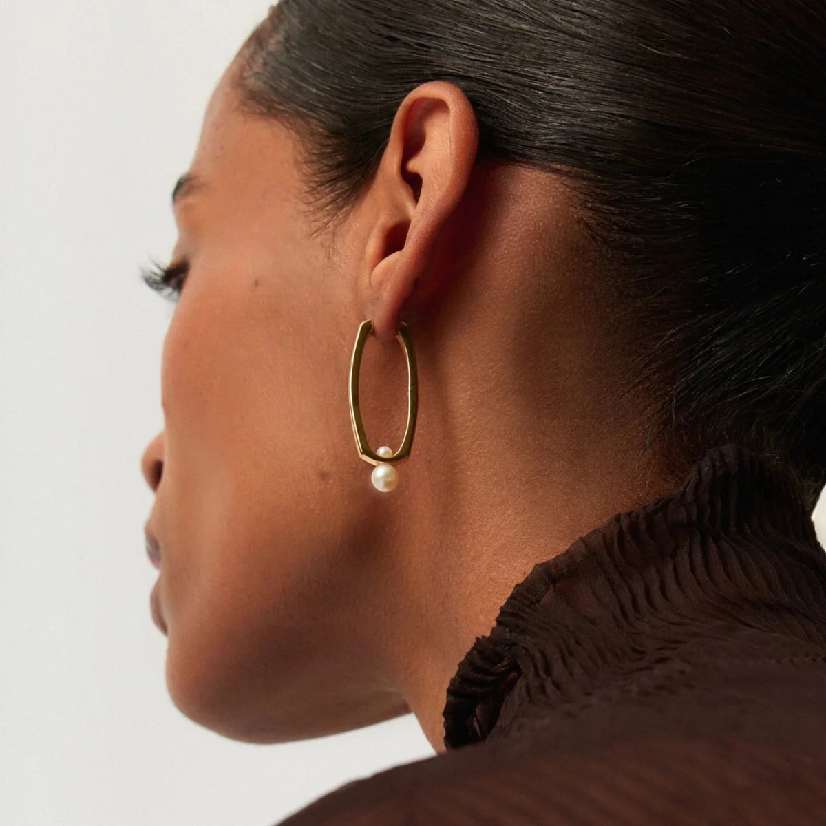 Matrix Pearl Round Earrings - Imagen 2